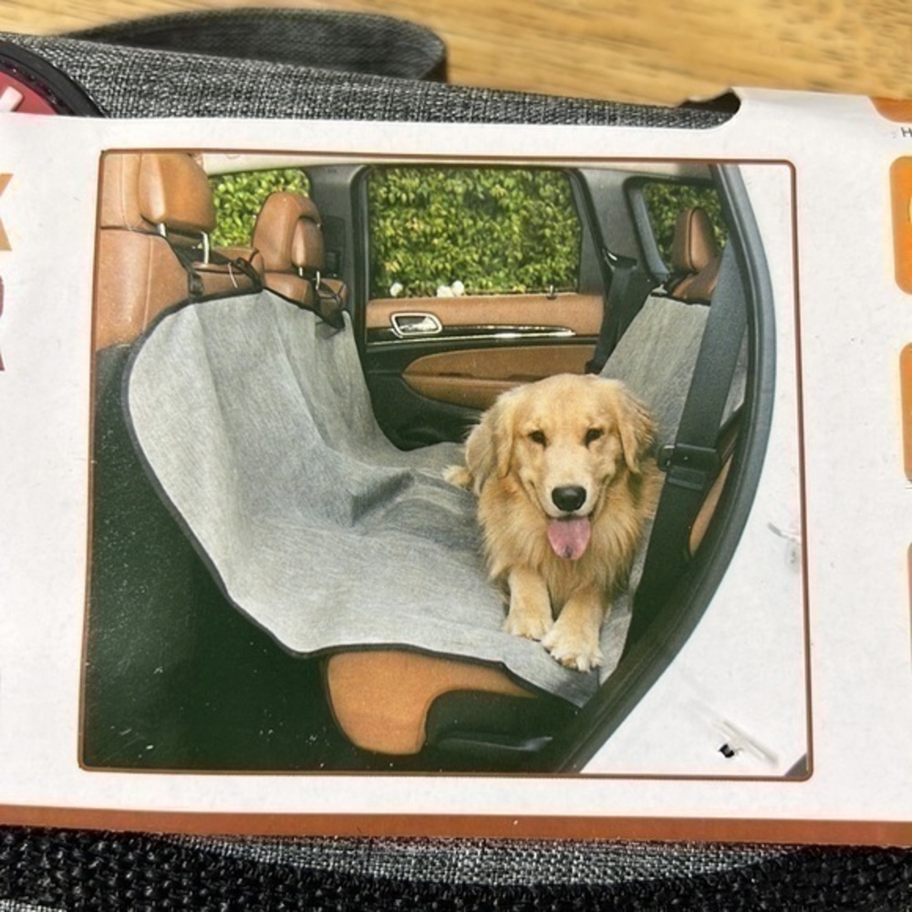 New MAJESTIC PET UNIVERSAL HAMMOCK BACK SEAT COVER HM01